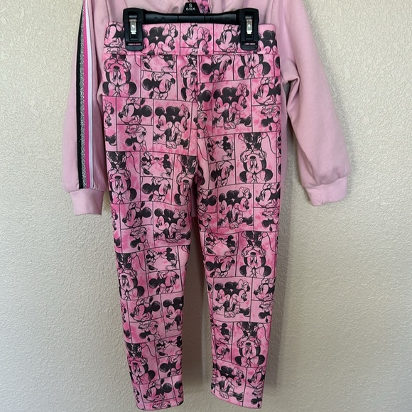 Girls Disney Minnie and Mickey set size 6. Tshirt, sweatshirt and pants included - Picture 11 of 14